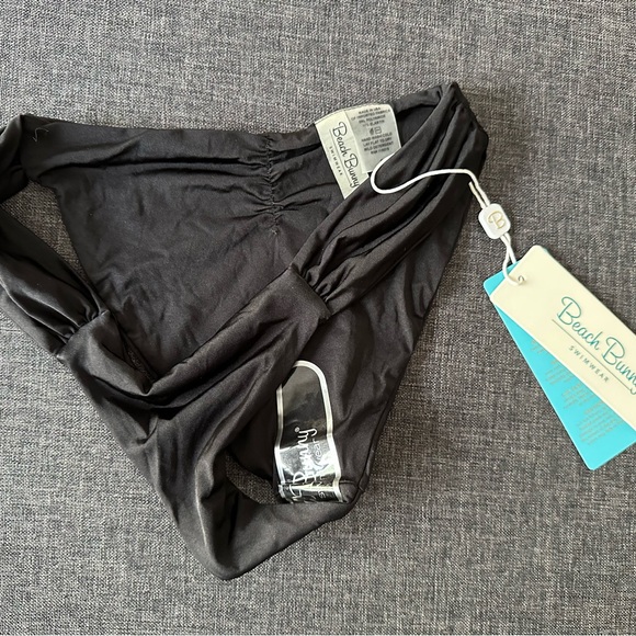 Beach Bunny NWT size small swim bottom - Picture 2 of 4